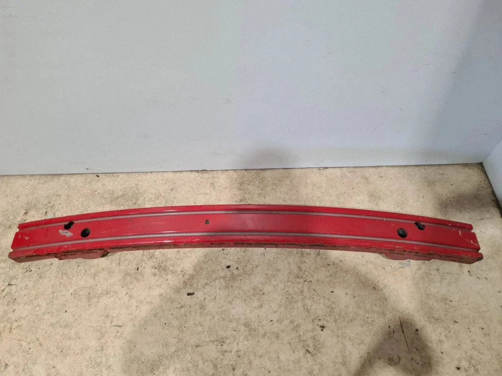 Rear bumper cross member 8201B279