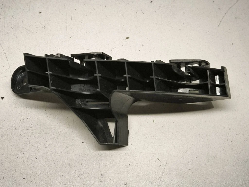 Rear bumper mounting bracket 5256248040