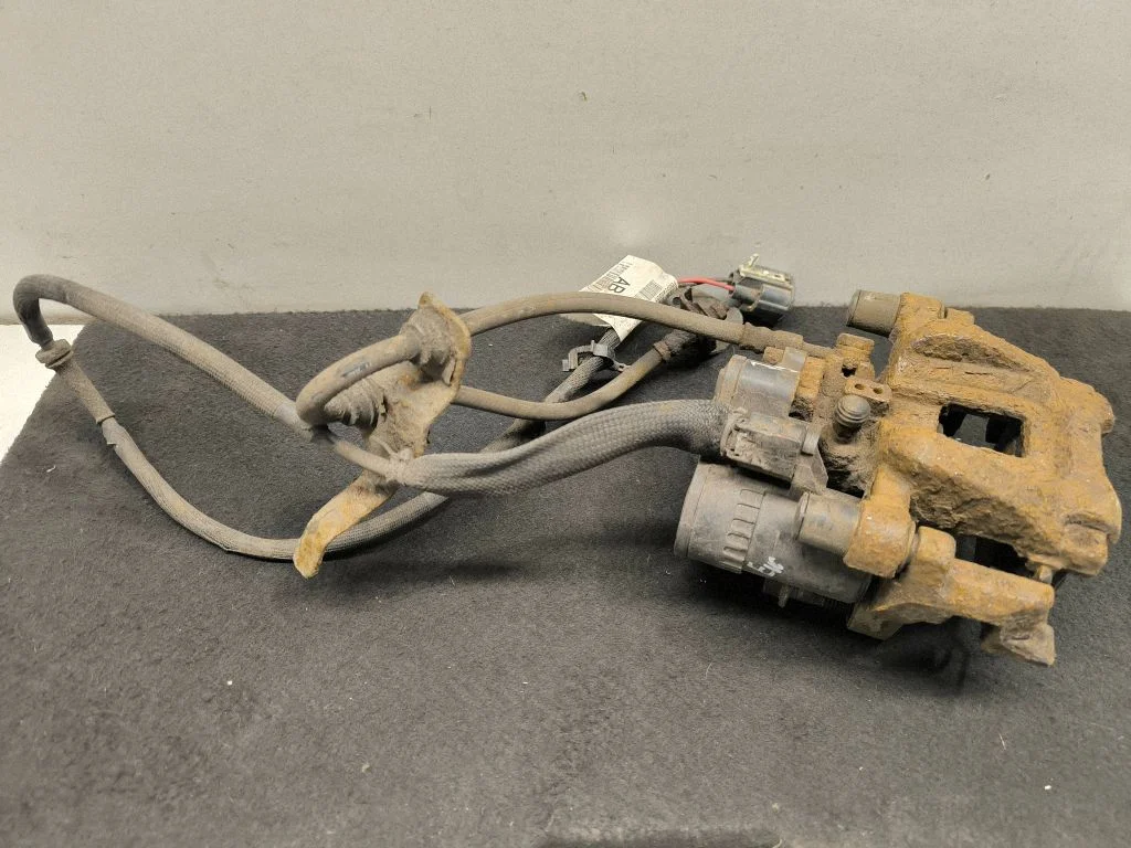 Rear brake caliper GJ322K328BE