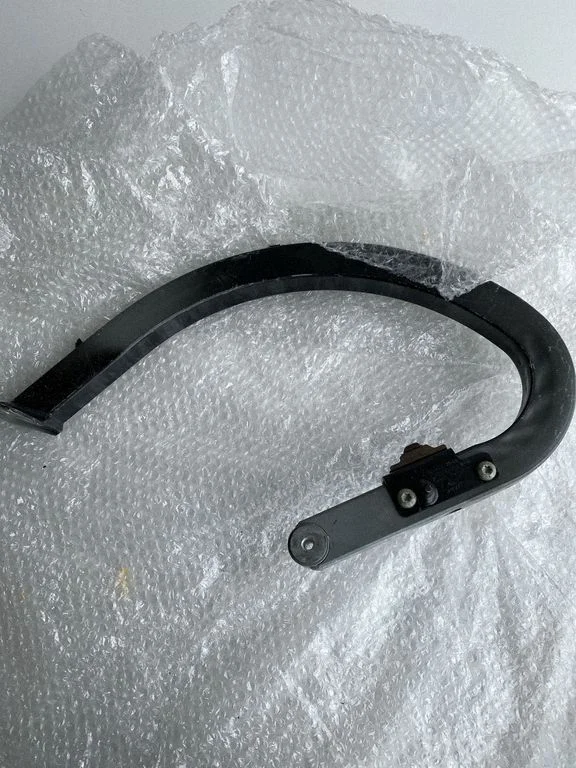 Tailgate/trunk/boot hinge GX73430B56AD