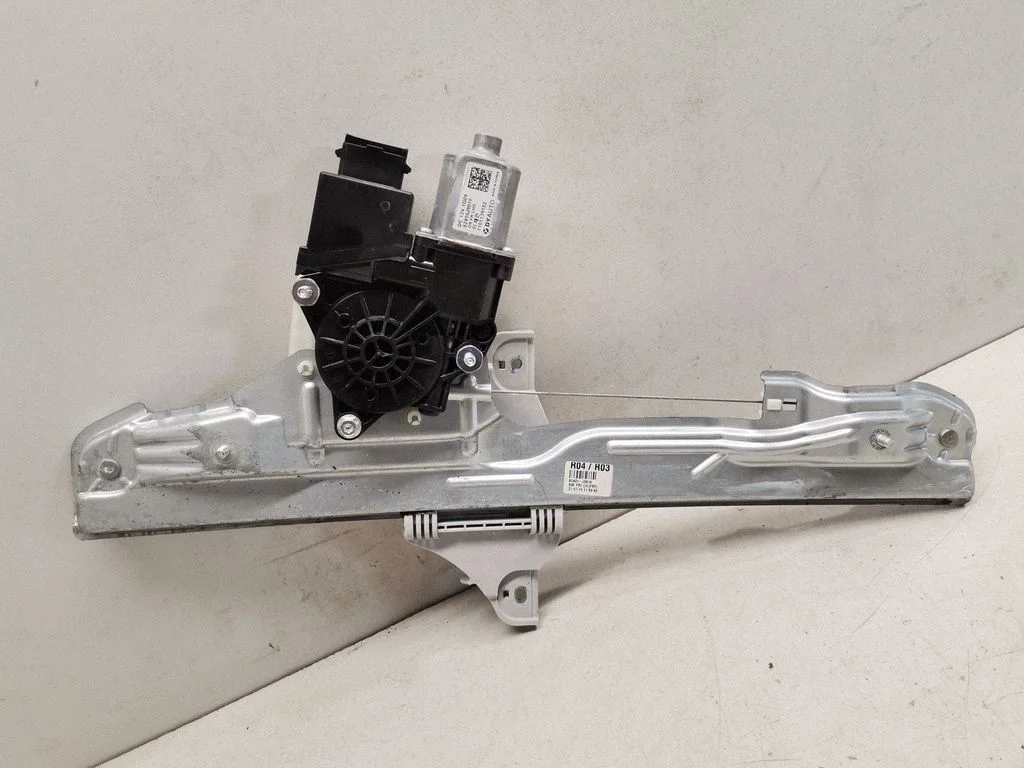 Front door window regulator with motor – Hyundai Kona I (2017-2023)
