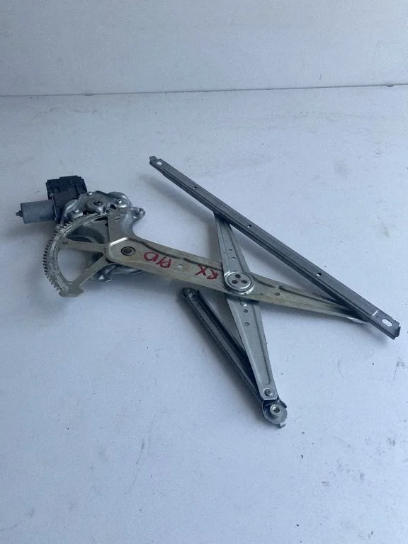 Front door window regulator with motor – front right