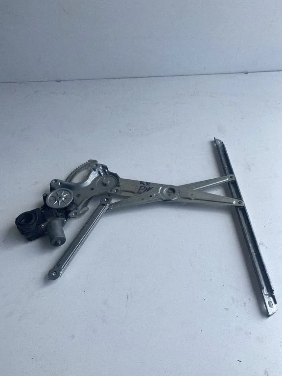 Front door window regulator with motor – front left