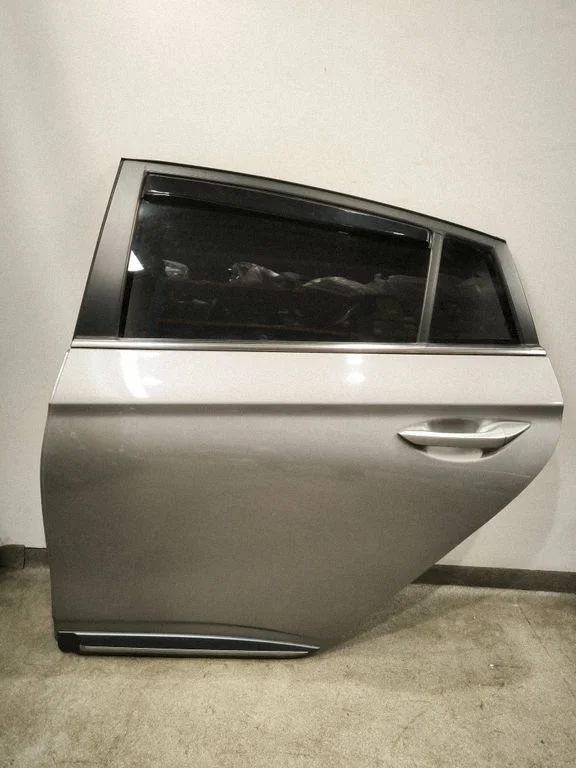 Rear door – left