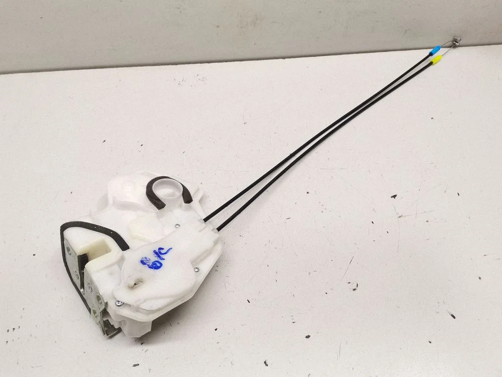 Rear door lock A047218