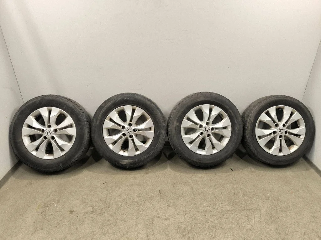 R17 alloy rim – Honda CR-V (2013-2016)