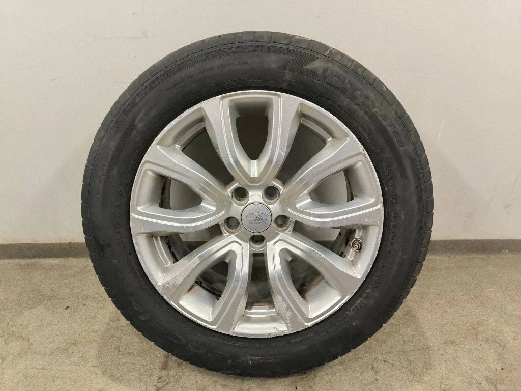 R18 alloy rim