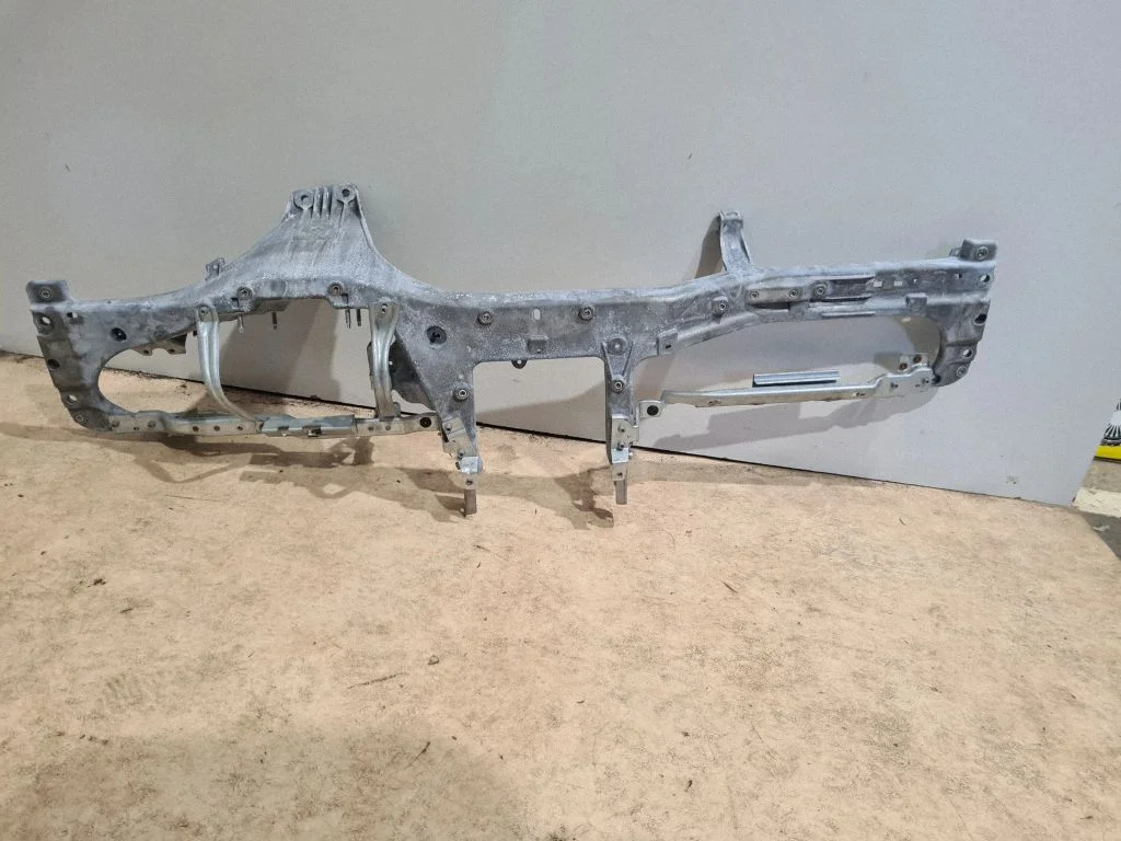 Dashboard cross member/frame bar 670003676