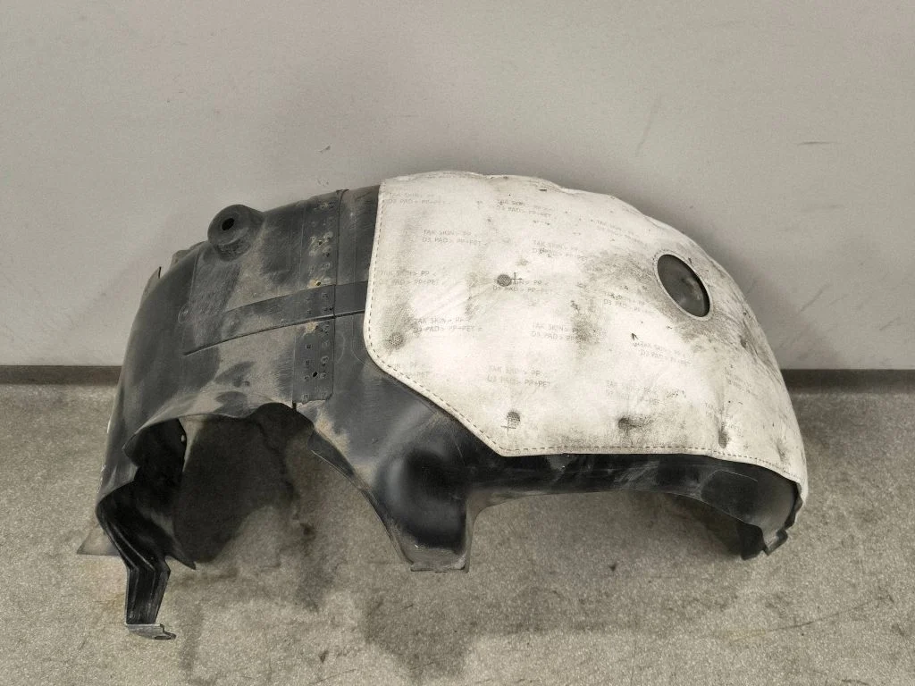 Tagumine poritiivakate 86821J9000