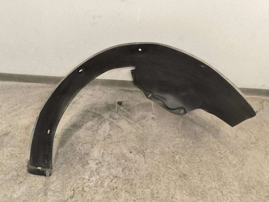 Rear arch fender liner splash guards 992810974