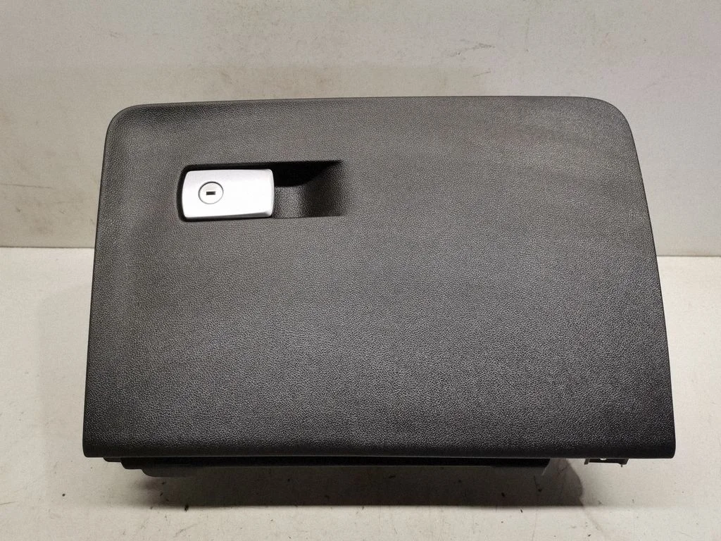 Glove box 9363451