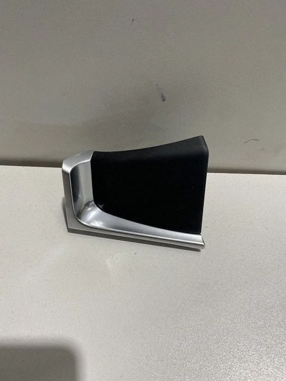 Dashboard glove box trim 95B854398G