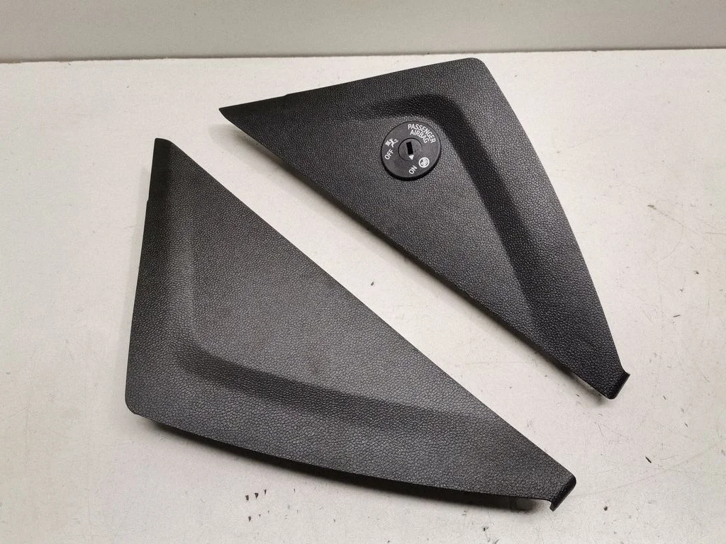 Dashboard side end trim – BMW iX1 (2022-)