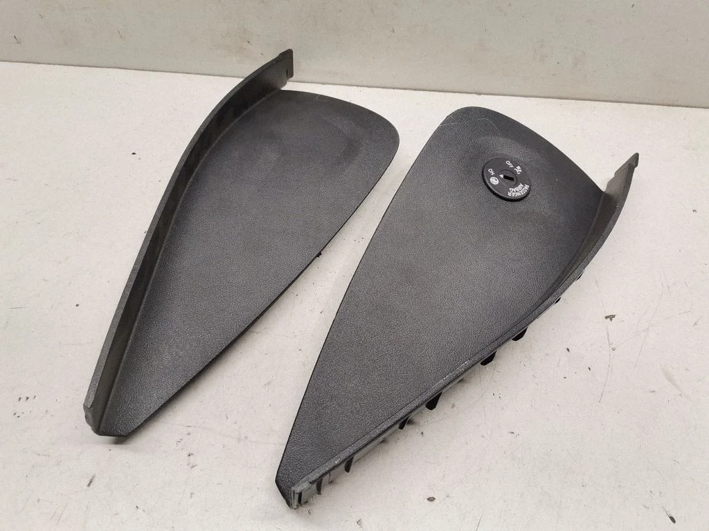 Dashboard side end trim 9363473