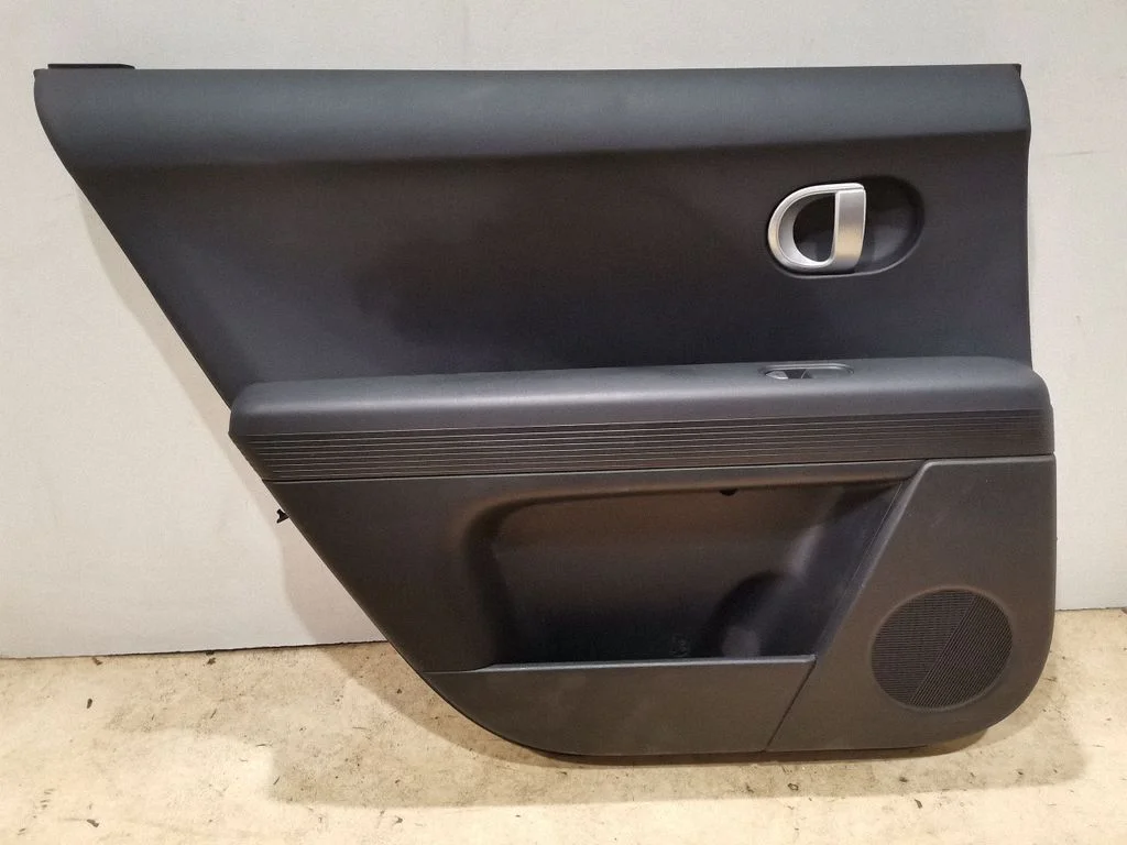 Other rear door trim element 83301GI010