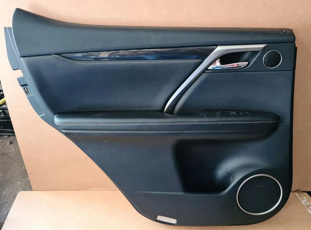 Other rear door trim element – rear left