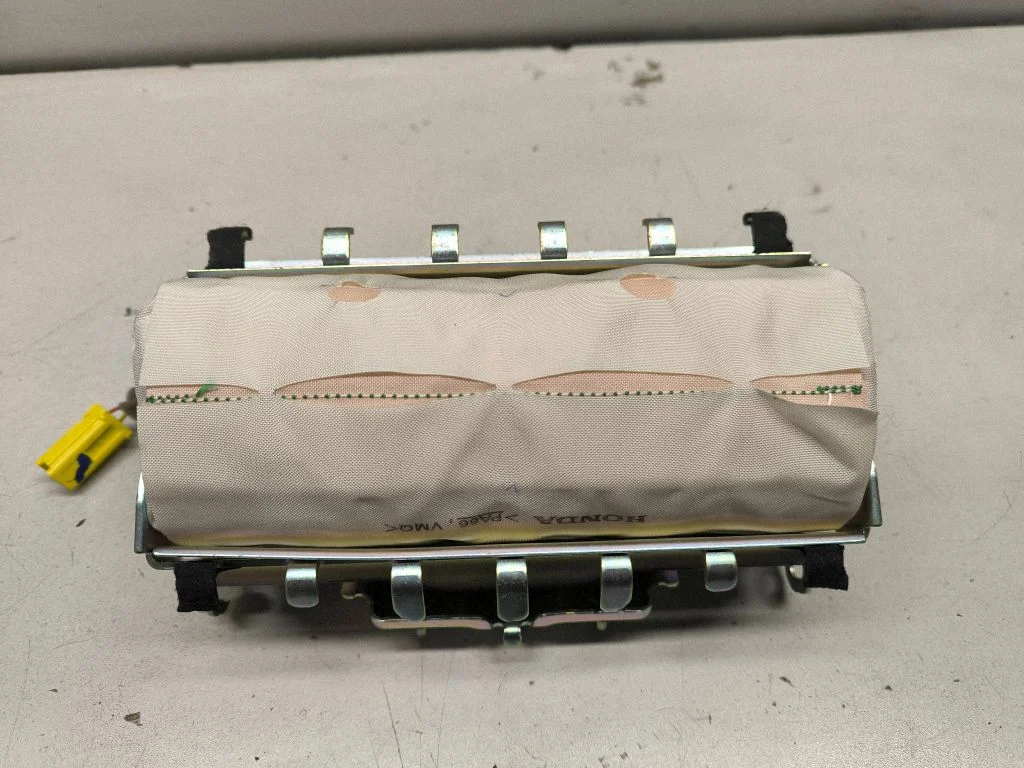 Passenger airbag – Honda CR-V (2013-2016)