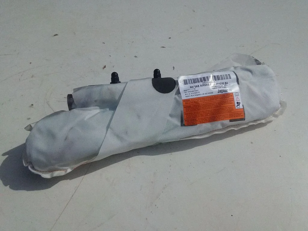 Front door airbag 9X23611D32BA