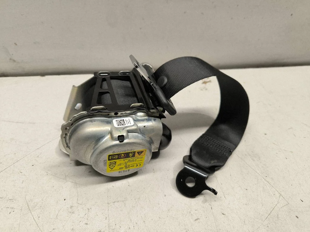 Rear seatbelt – BMW iX3 G08 (2020-)