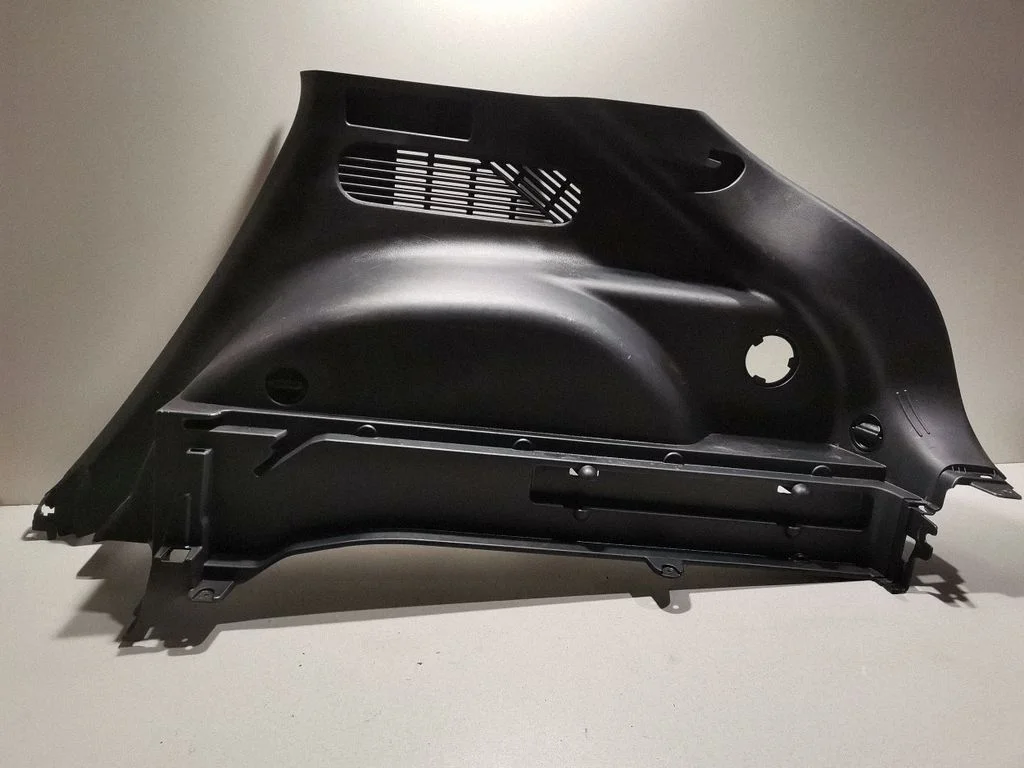 Trunk/boot side trim panel 85741GI000