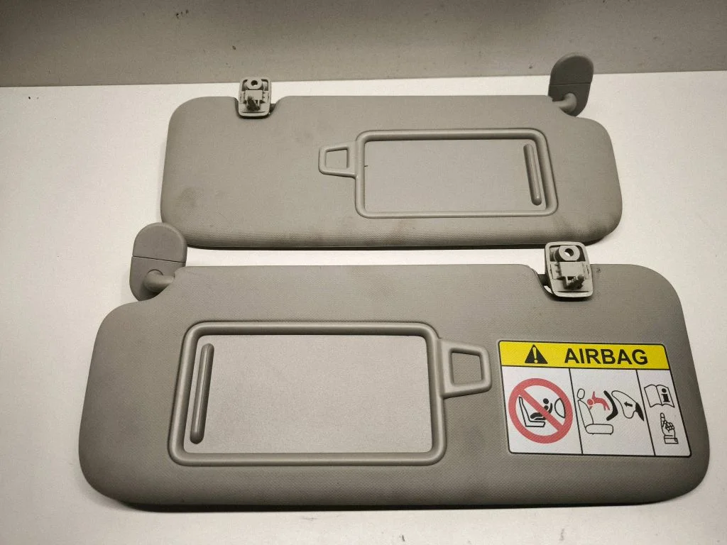 Sun visor – front