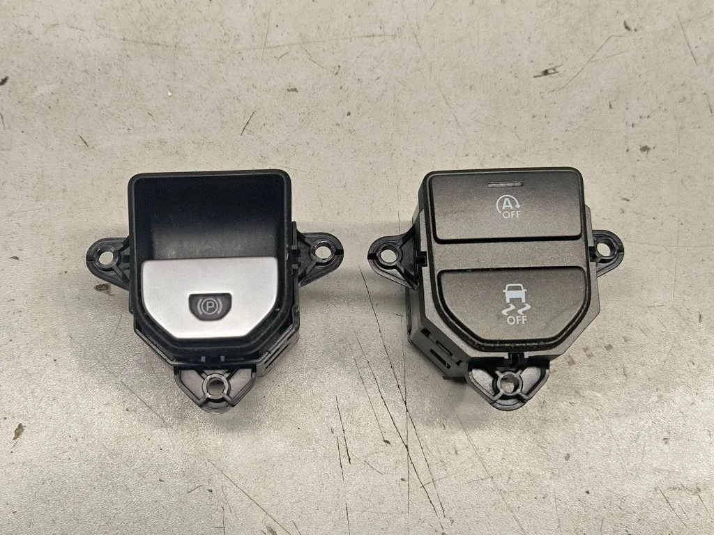 Other switches/knobs/shifts GJ322B623AA
