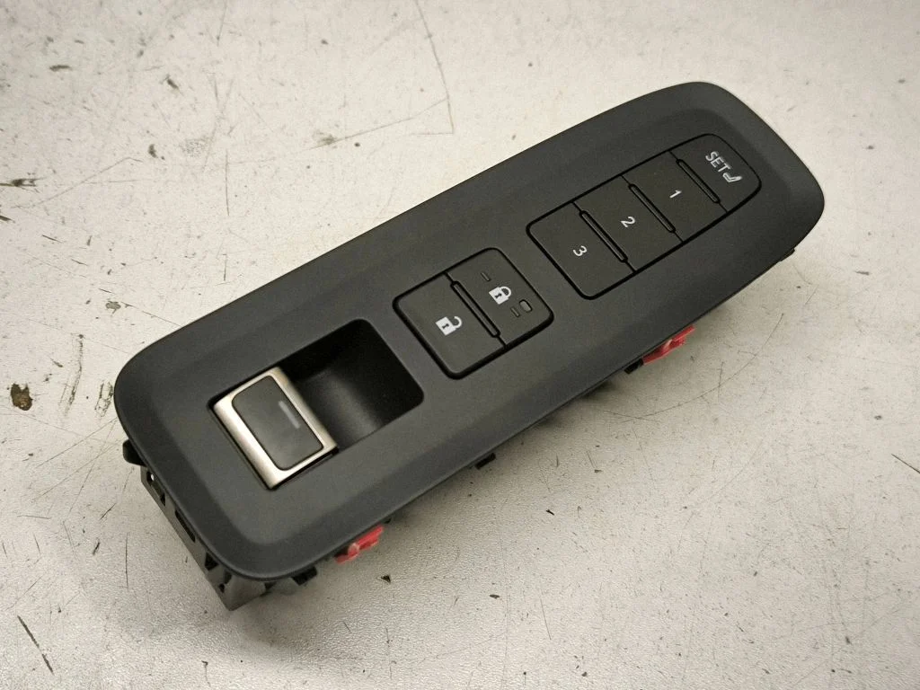 Electric window control switch 7423248250