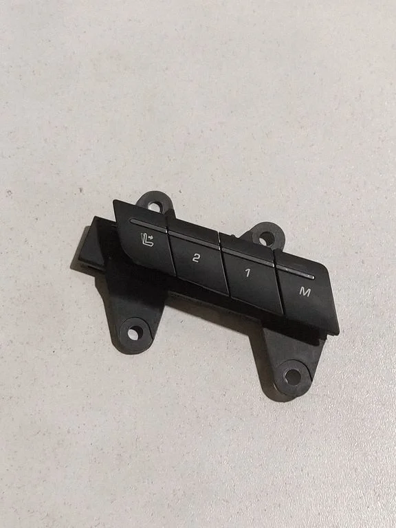Istmemälu lüliti(d) EW9314776BD