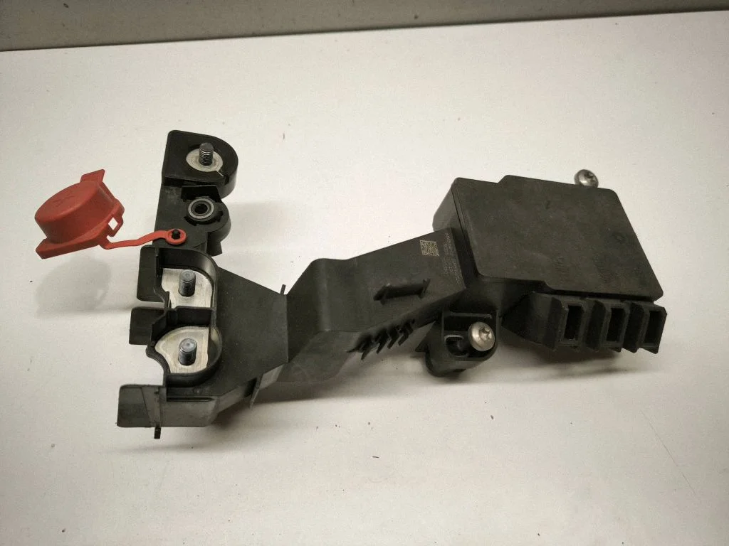 Current control relay – BMW X5M G05 F95 (2019-)