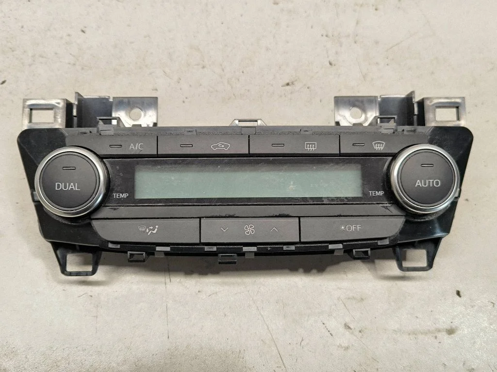 Climate control unit E1108974