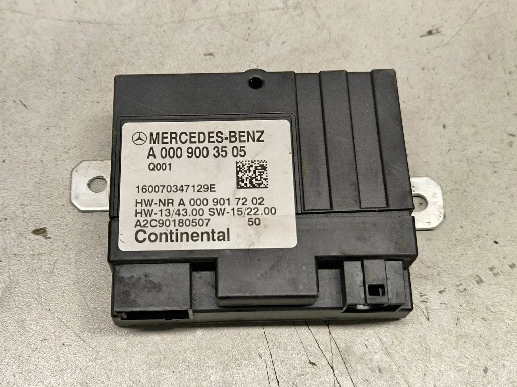 Fuel injection pump control unit/module A0009003505