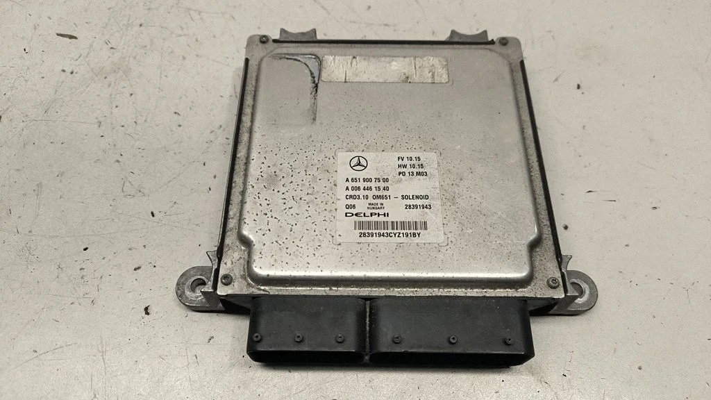 Mootori juhtplokk A6519007500