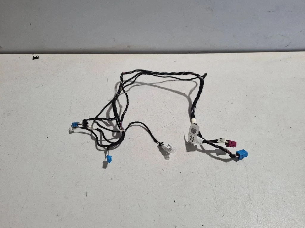 Front door wiring loom – Mercedes-Benz ML-Class W166 (2012-2017)