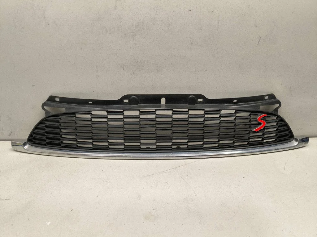 Front grill 0442012