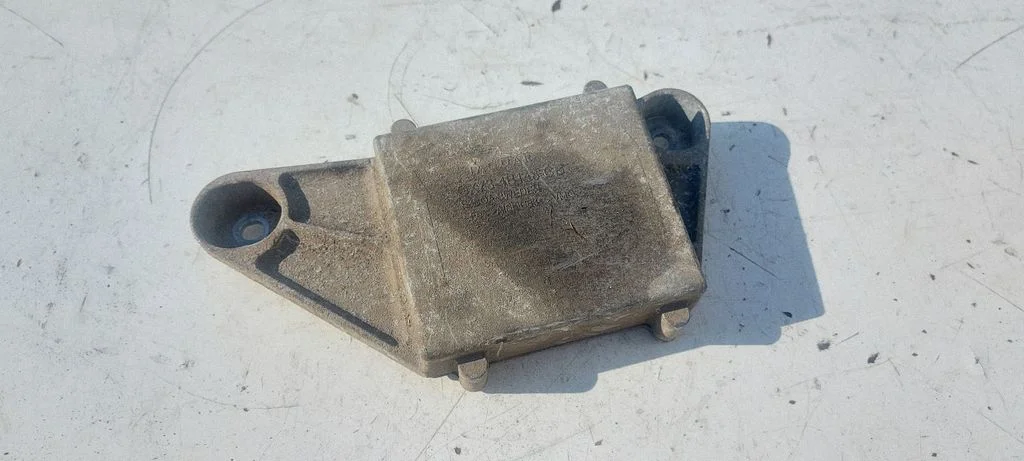 Rear differential/diff mount bracket – Jaguar F-Pace (2016-)
