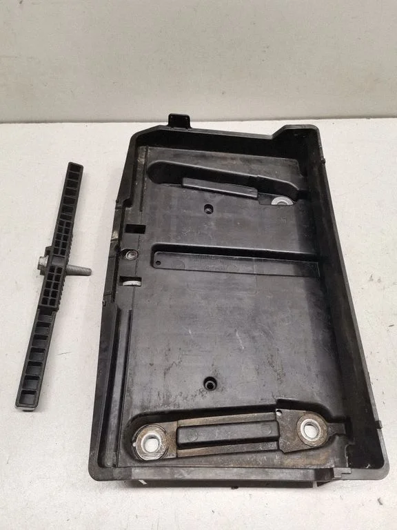 Battery tray A2056200118