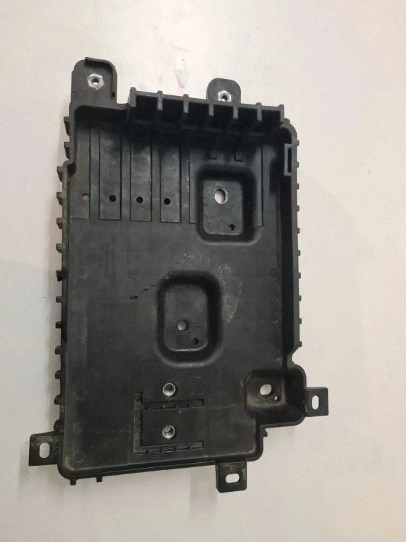Battery bracket 37150GI000