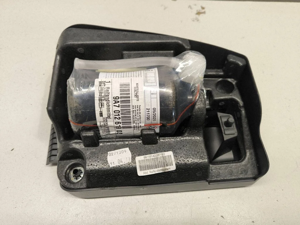 Glove box in trunk 99155142200