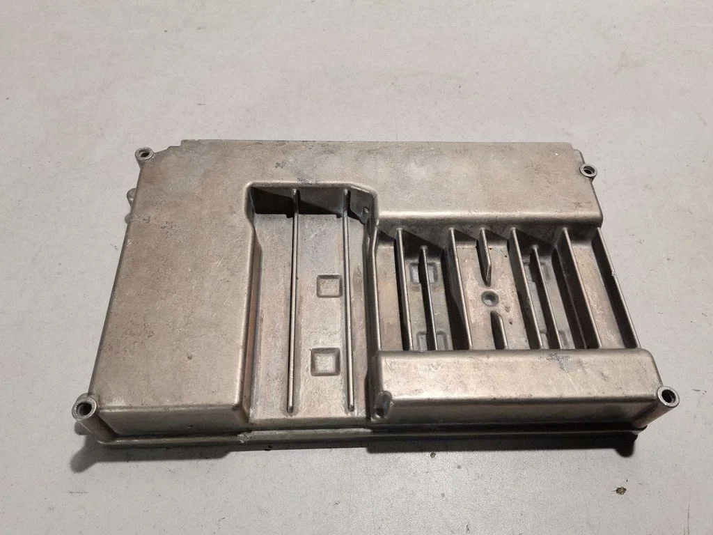 Sound amplifier R8B219C164TA