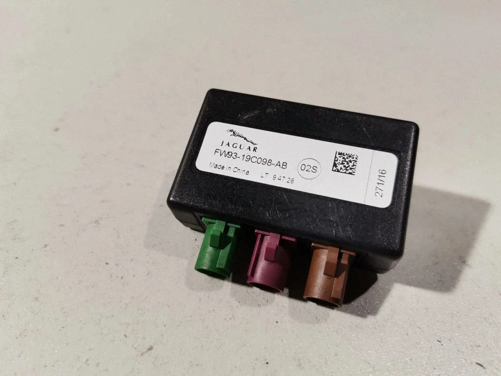 Aerial antenna amplifier FW9319C098
