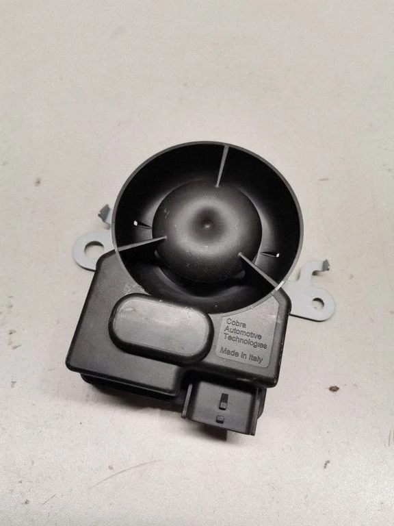 Alarm system siren 8904078010