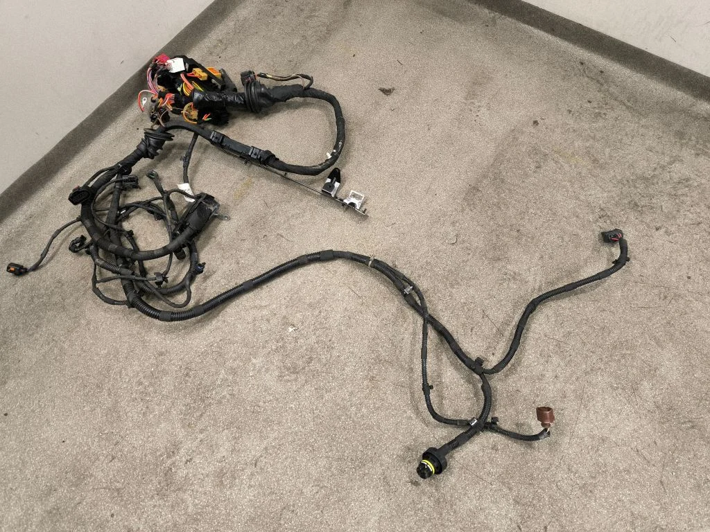 Engine installation wiring loom 95B971072