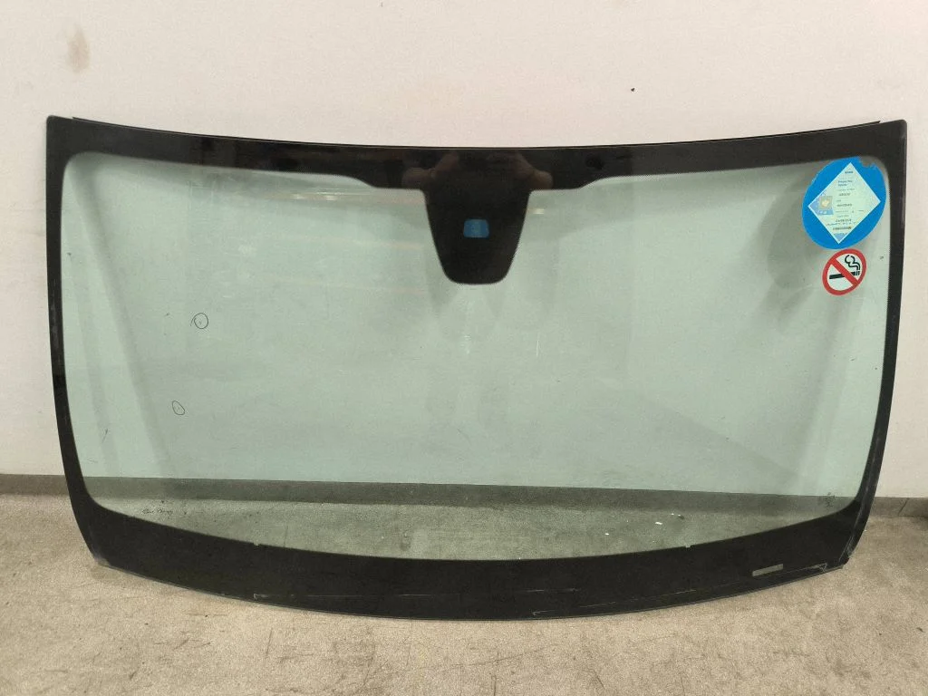 Front windscreen/windshield window – Mercedes-Benz E-Class W213 (2016-)
