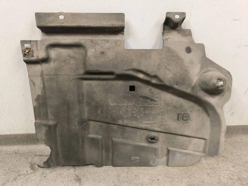 Rear underbody cover/under tray GX63104C20AG