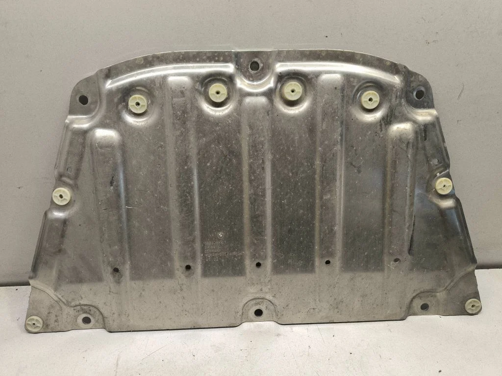 Eesmise vedrustuse põhjakaitse – BMW iX3 G08 (2020-)