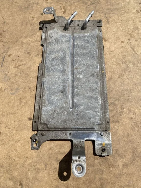 Fuel cooler (radiator) – Jaguar XJ X351 (2009-2019)