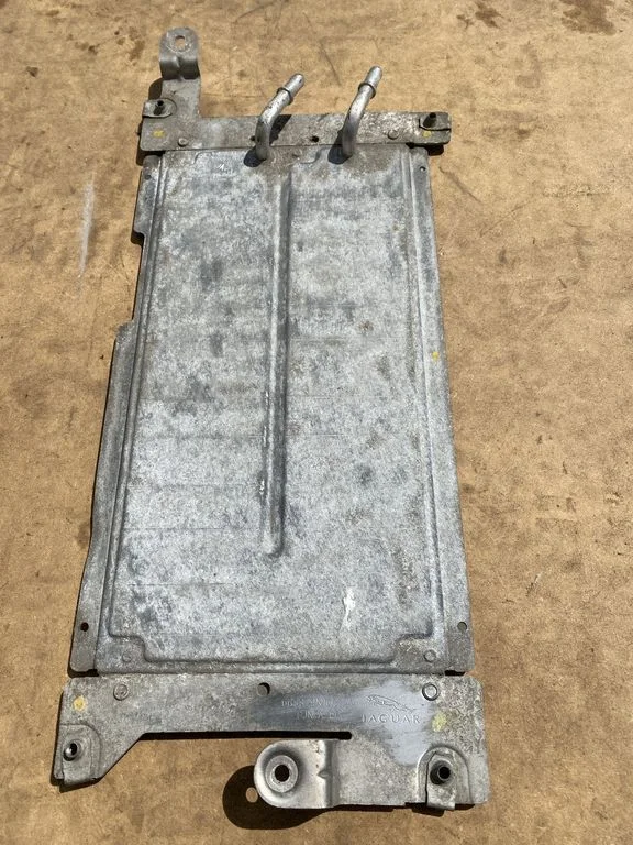 Fuel cooler (radiator) – Jaguar XJ X351 (2009-2019)
