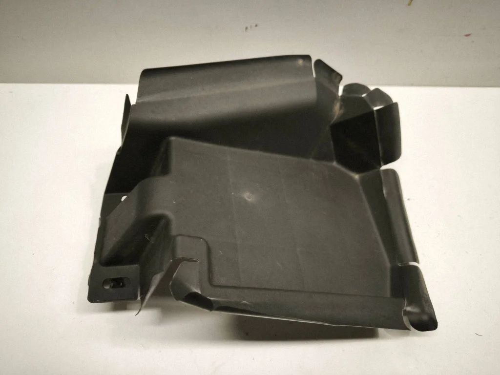 Radiator trim 16691F0210