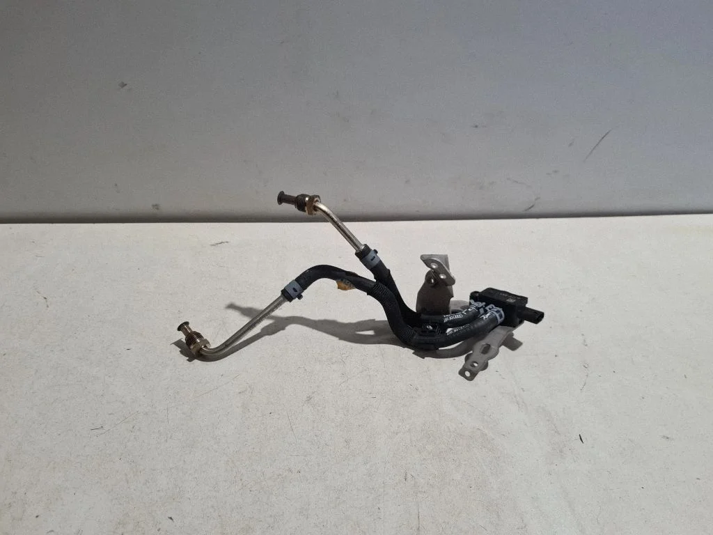 Exhaust gas pressure sensor – Porsche Macan (95B) (2019-)