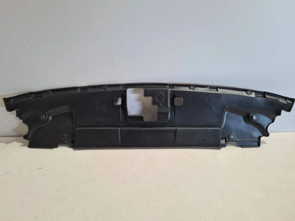 Radiator trim JR3B8C291AC